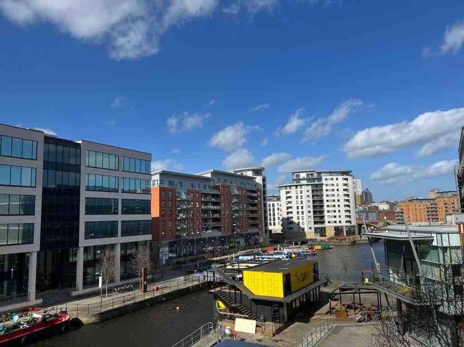 Leeds Clarence Dock 2 Bedroom Apt 外观 照片